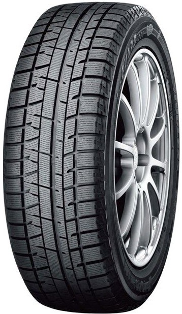 Шина Yokohama Ice Guard IG50 plus 215/50 R17 липучка в Омске