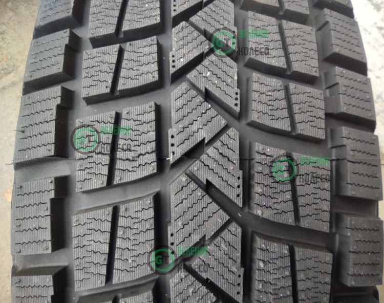 Шина Firemax FM806 245/60 R18 липучка в Омске Шина Firemax FM806 245/60 R18 липучка в Омске