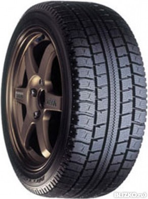 Шина Nitto SN2 Winter 215/65 R17 липучка в Омске